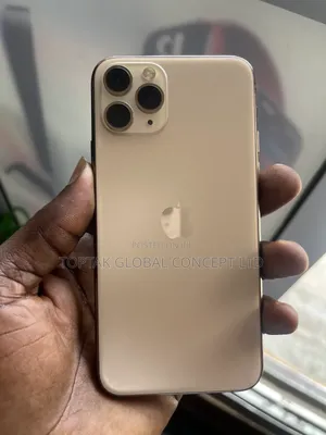 Apple iPhone 11 Pro Max 64 GB Gold