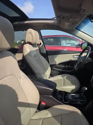 Hyundai Santa Fe 2015 Red