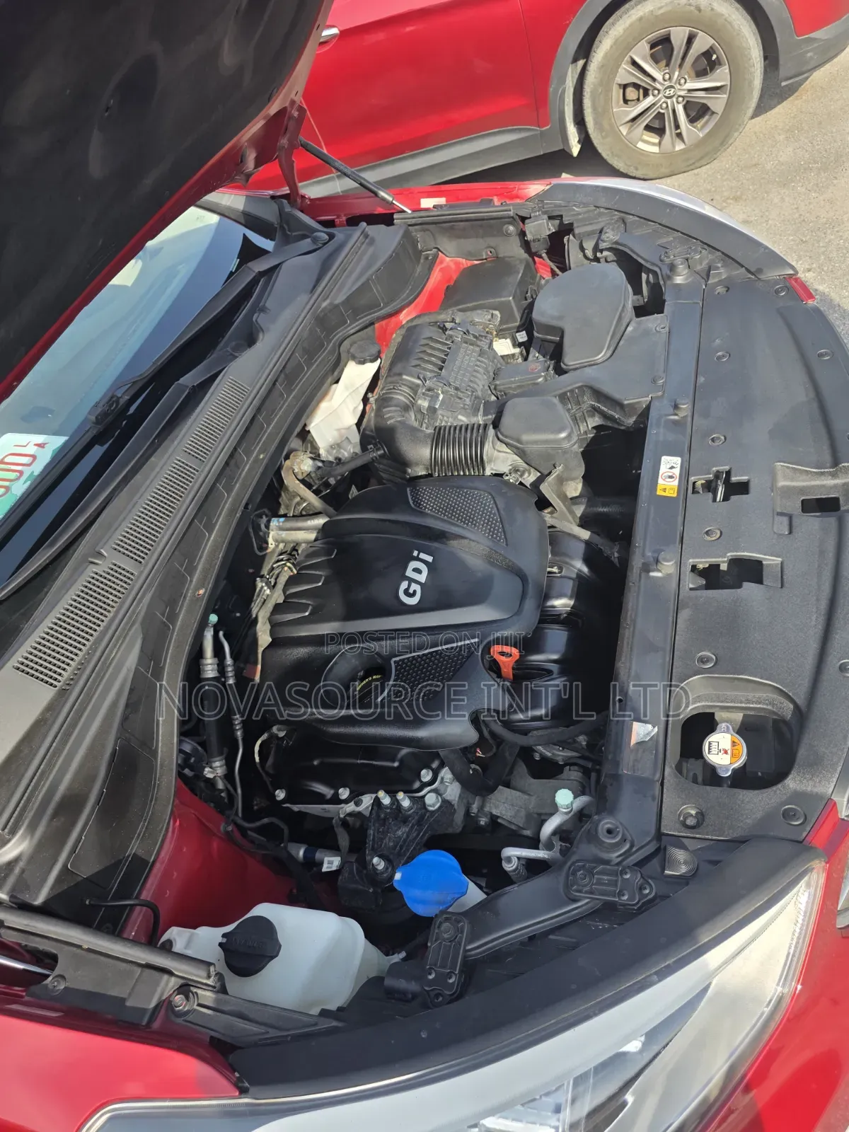 Hyundai Santa Fe 2015 Red