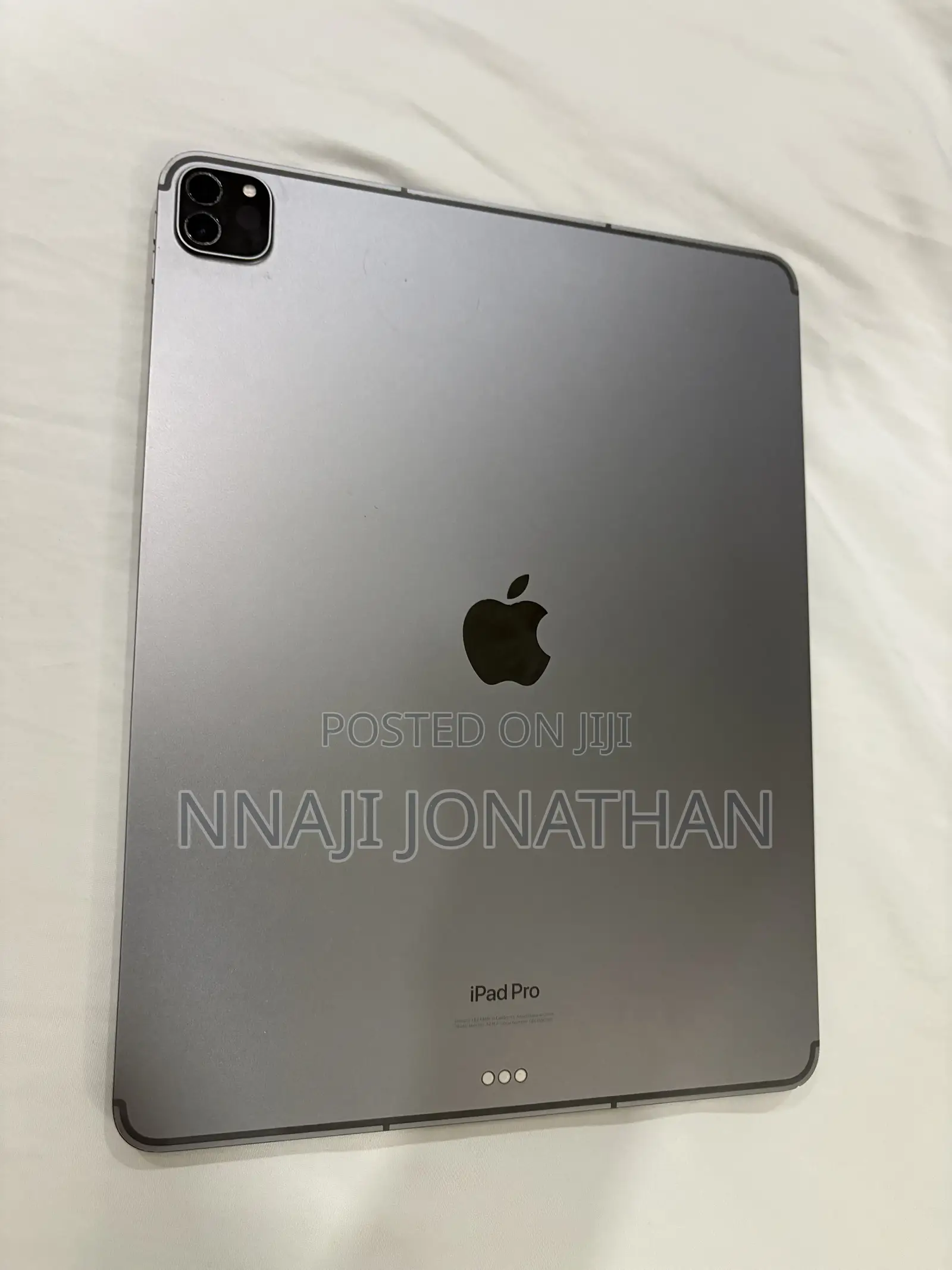 Apple iPad Pro (2022) 128 GB Silver