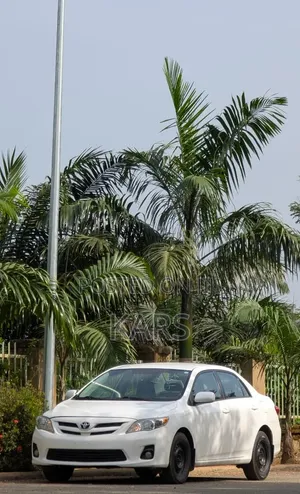 Toyota Corolla 2011 White