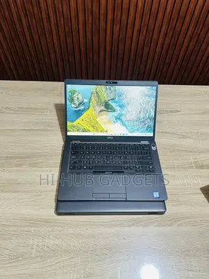 Laptop Dell Latitude 5400 8GB Intel Core i7 SSD 256GB