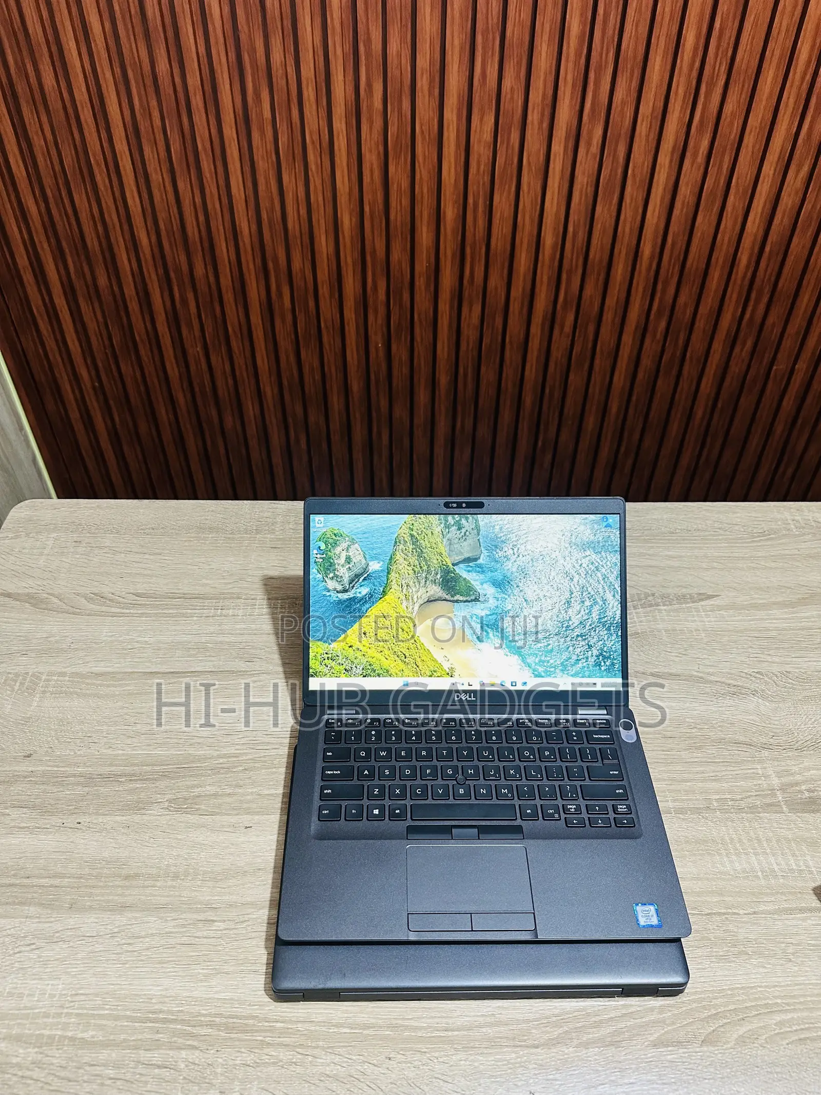 Laptop Dell Latitude 5400 8GB Intel Core i7 SSD 256GB