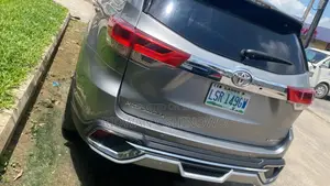 Toyota Highlander 2016 Silver