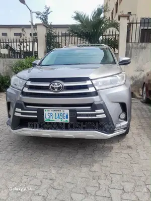 Toyota Highlander 2016 Silver