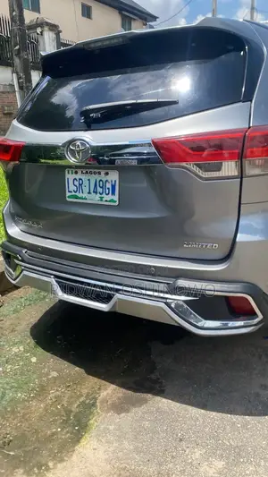 Toyota Highlander 2016 Silver