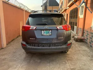 Toyota RAV4 Limited 4dr SUV (2.5L 4cyl 6A) 2014 Gray