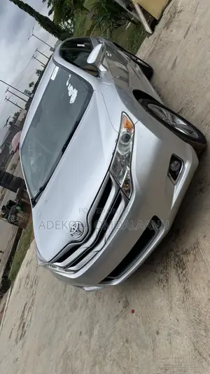 Toyota Venza LE AWD 2013 Silver