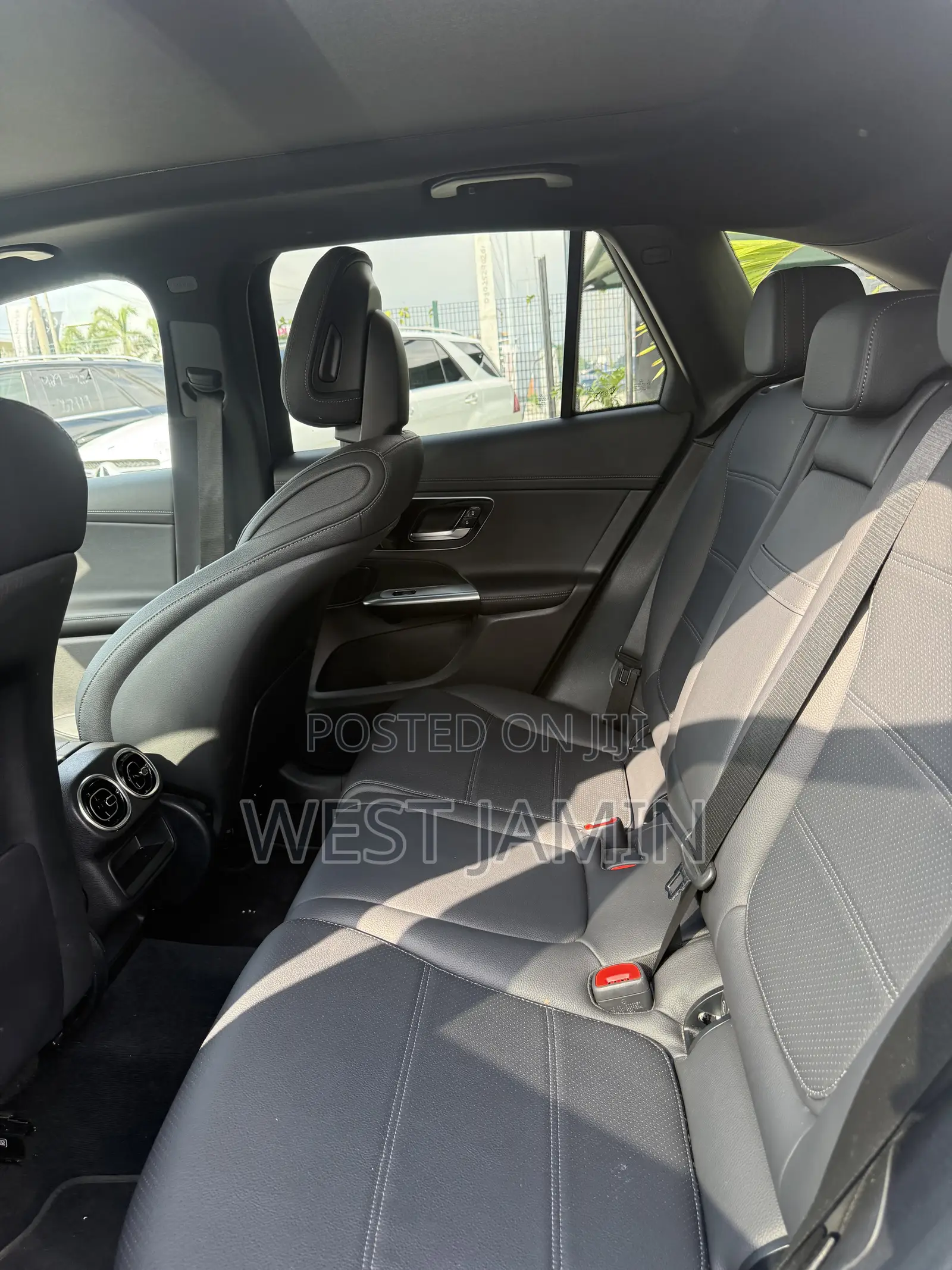 Mercedes-Benz GLC-Class 2024 White