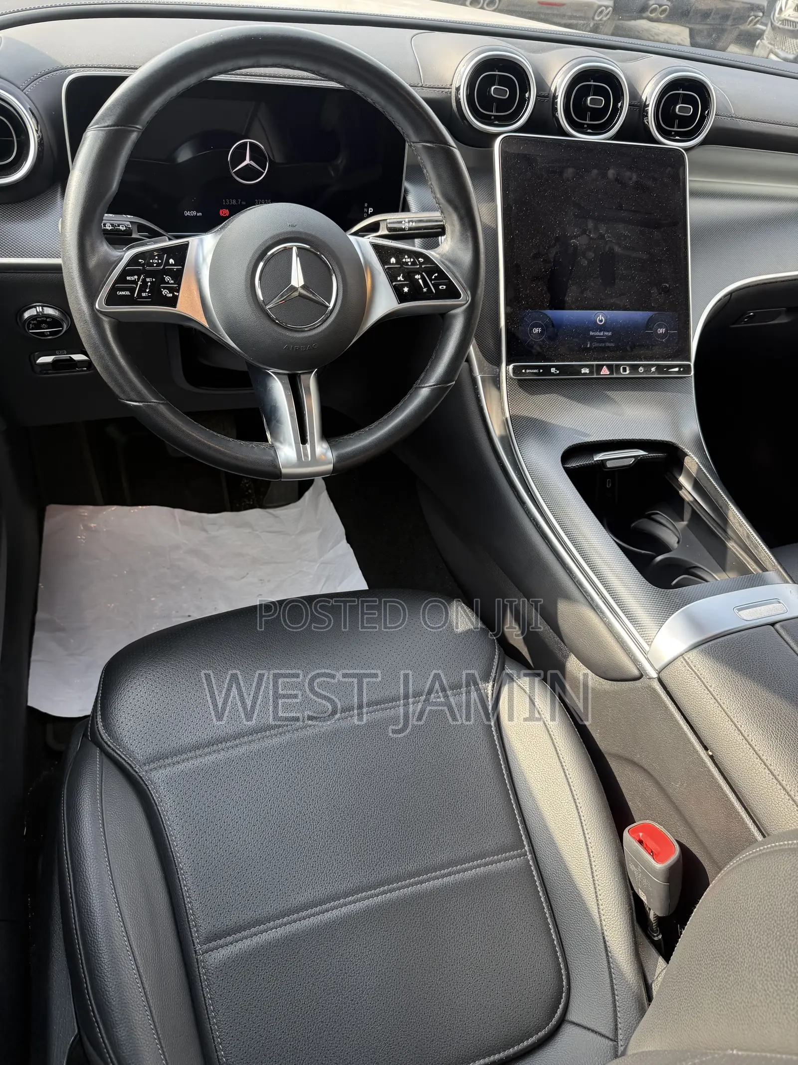 Mercedes-Benz GLC-Class 2024 White