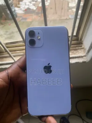 Apple iPhone 11 64 GB Purple