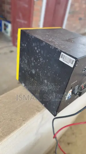 Nexus 2.4kVA / 24V Pure Sine Wave DSP Inverter