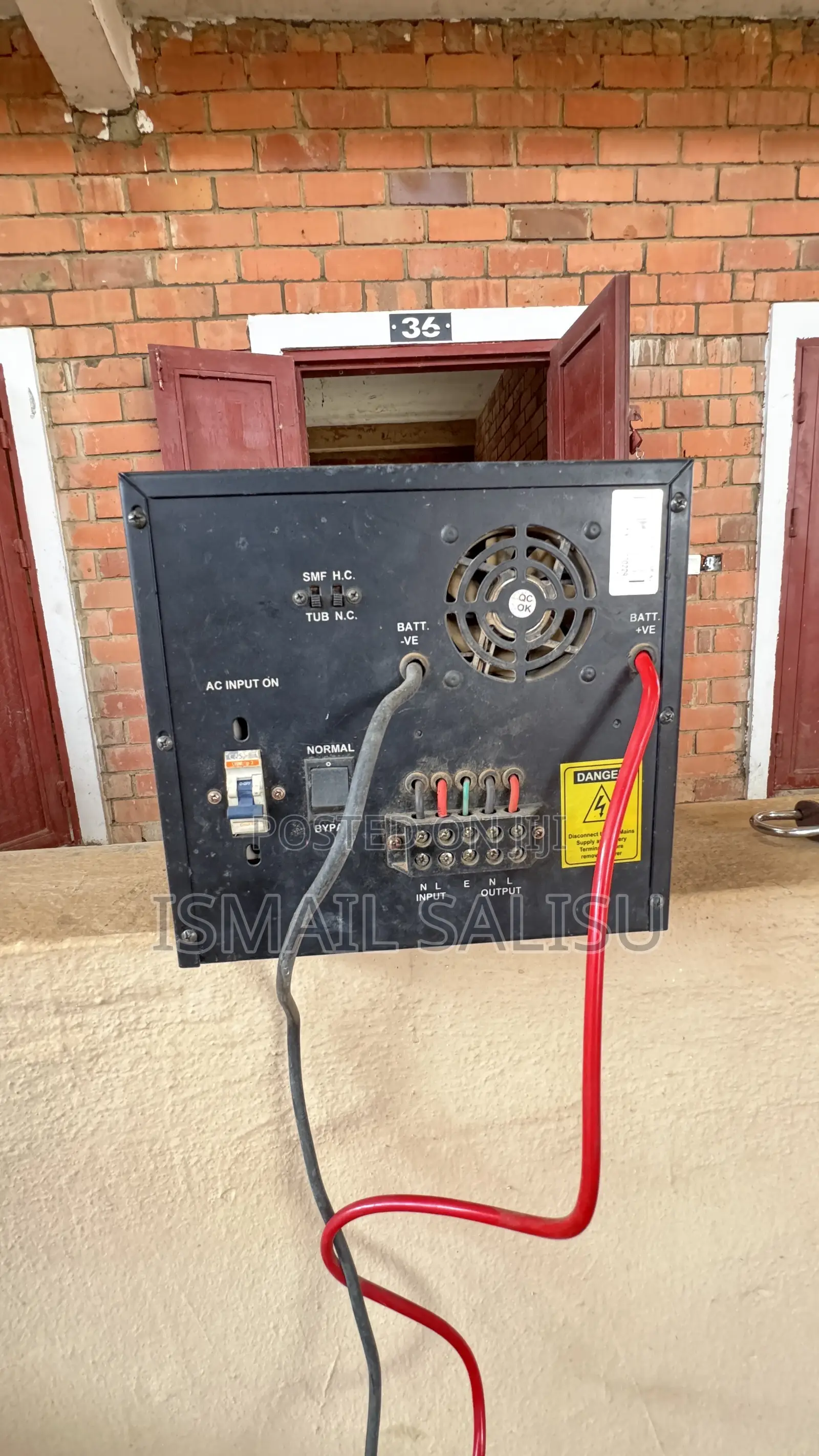 Nexus 2.4kVA / 24V Pure Sine Wave DSP Inverter