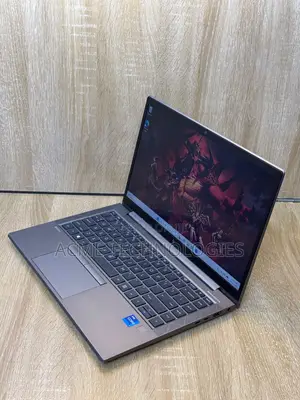 Laptop HP ZBook Firefly G8 16GB Intel Core i7 SSD 512GB