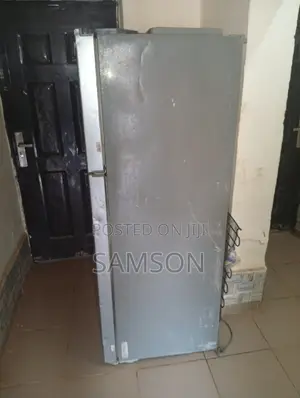 LG Double-Door Top-Freezer Refrigerat