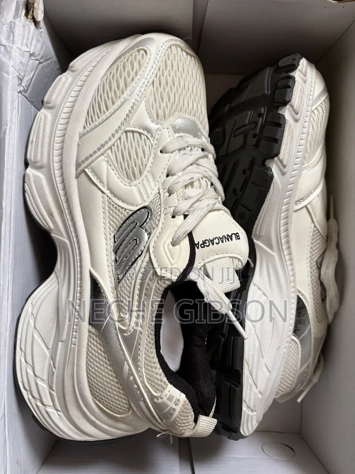 Sneakers Canvas Shoe