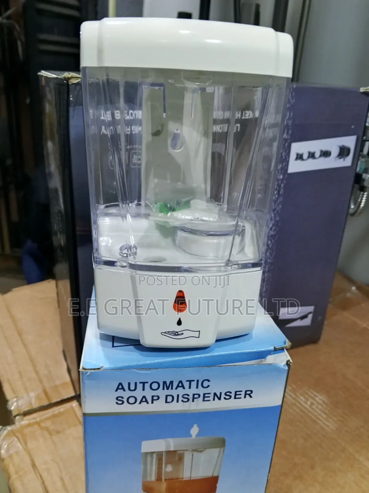 Soap Dispenser White