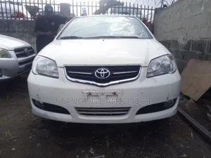 Toyota Vios 2010 White