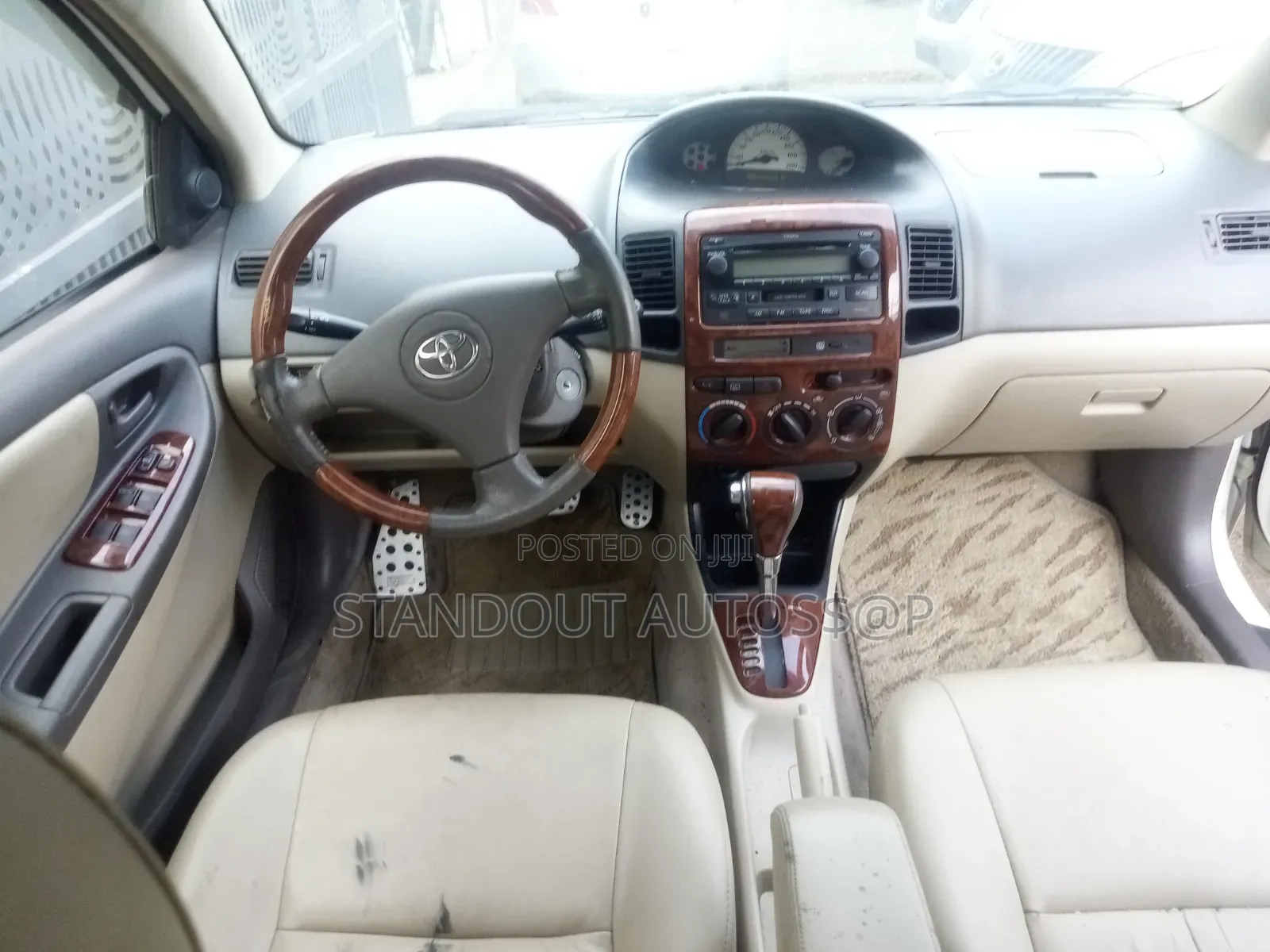 Toyota Vios 2010 White