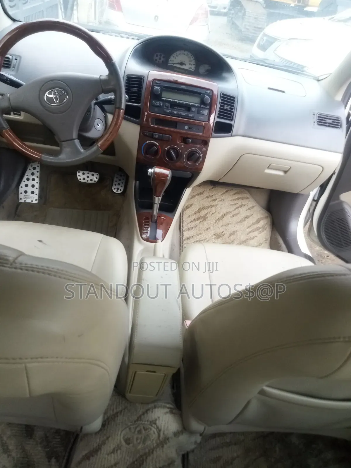 Toyota Vios 2010 White