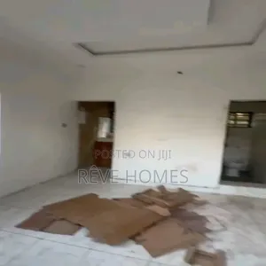 Studio Apartment in Akoka for rent