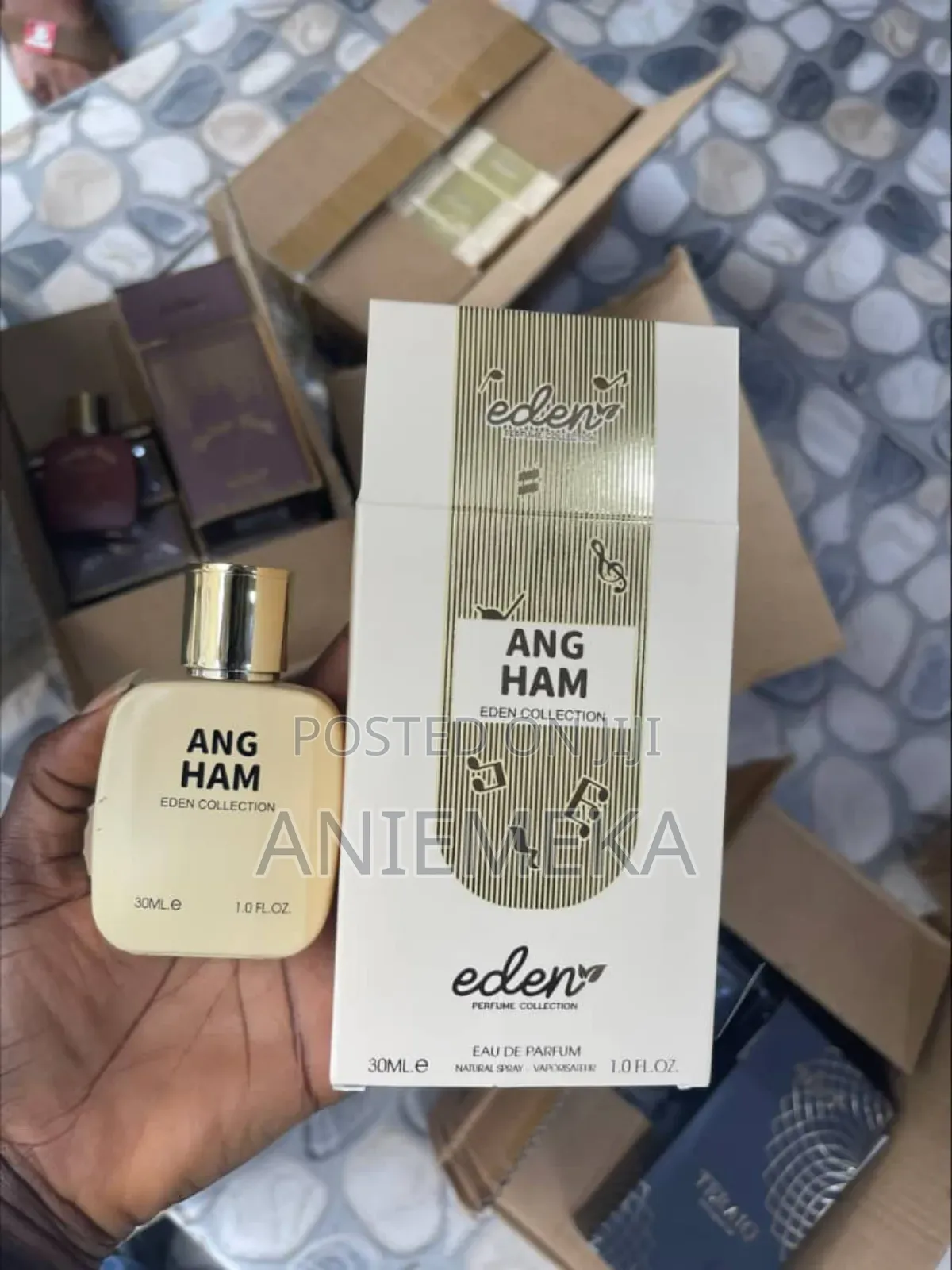 Angham, Perfume