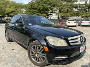 Mercedes-Benz C300 2009 Black
