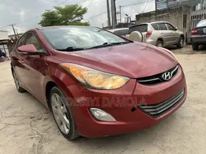 Hyundai Elantra Limited Sedan FWD (1.8L 4cyl 6A) 2013 Red
