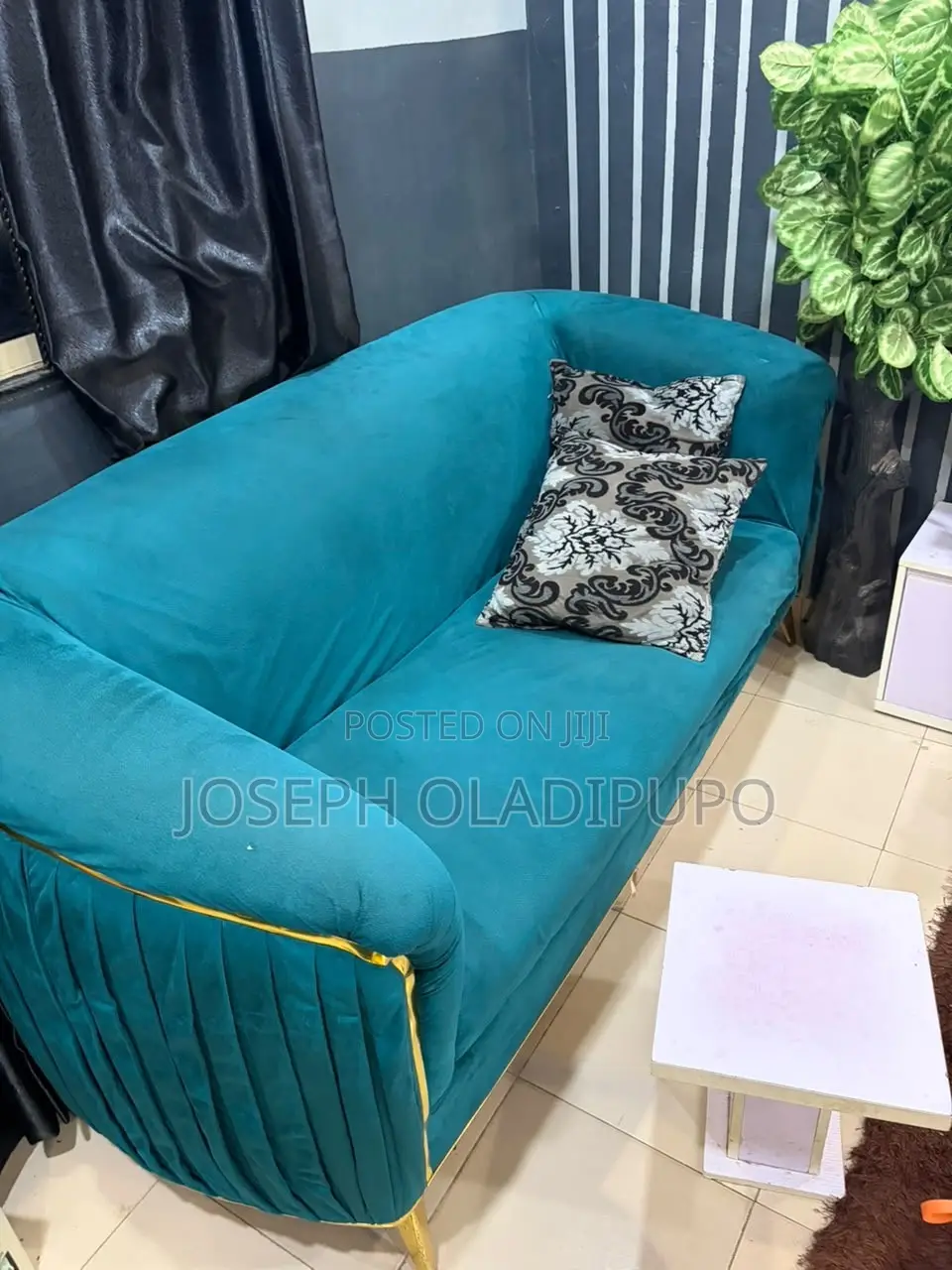 3 3 2 Used Sofa