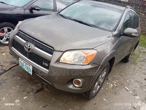 Toyota RAV4 3.5 Limited 4x4 2010 Beige
