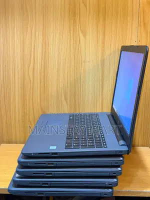 Laptop HP 250 G6 8GB Intel Core i3 SSD 128GB
