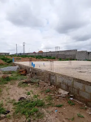 Estate Land