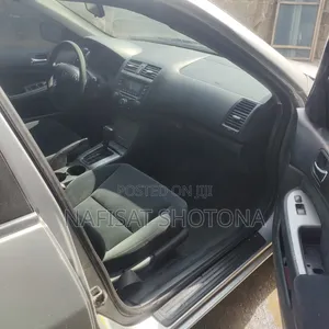 Honda Accord 2.4 Type S Automatic 2005 Silver