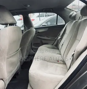 Toyota Corolla 2010 Gray