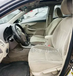 Toyota Corolla 2010 Gray
