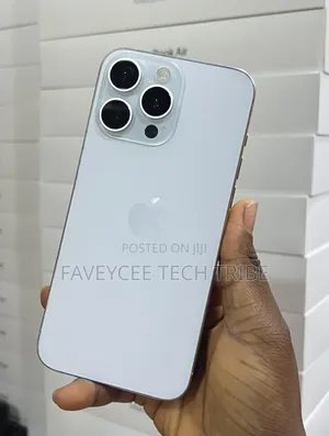 New Apple iPhone 15 Pro Max 256 GB Silver