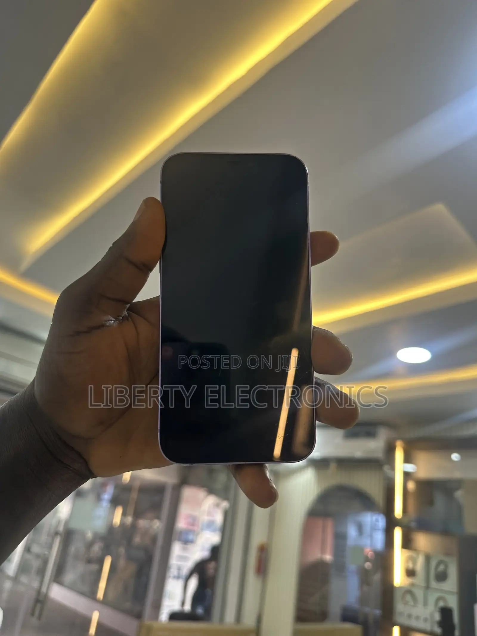 Apple iPhone 12 64 GB Purple