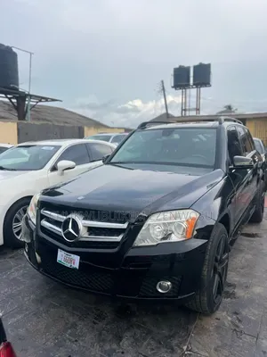 Mercedes-Benz GLK-Class 350 2010 Black