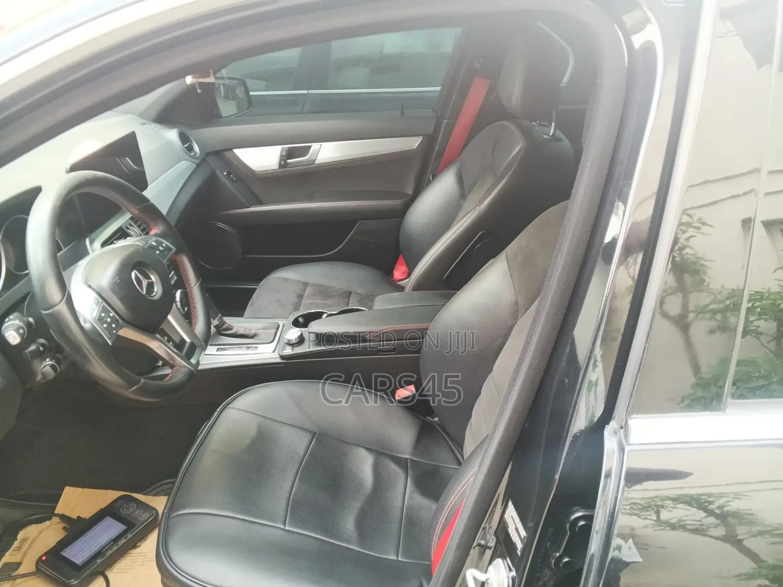 Mercedes-Benz C350 2013 Black