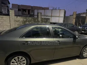 Toyota Camry 2012 Green