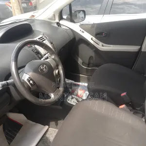 Toyota Yaris 2006 Black