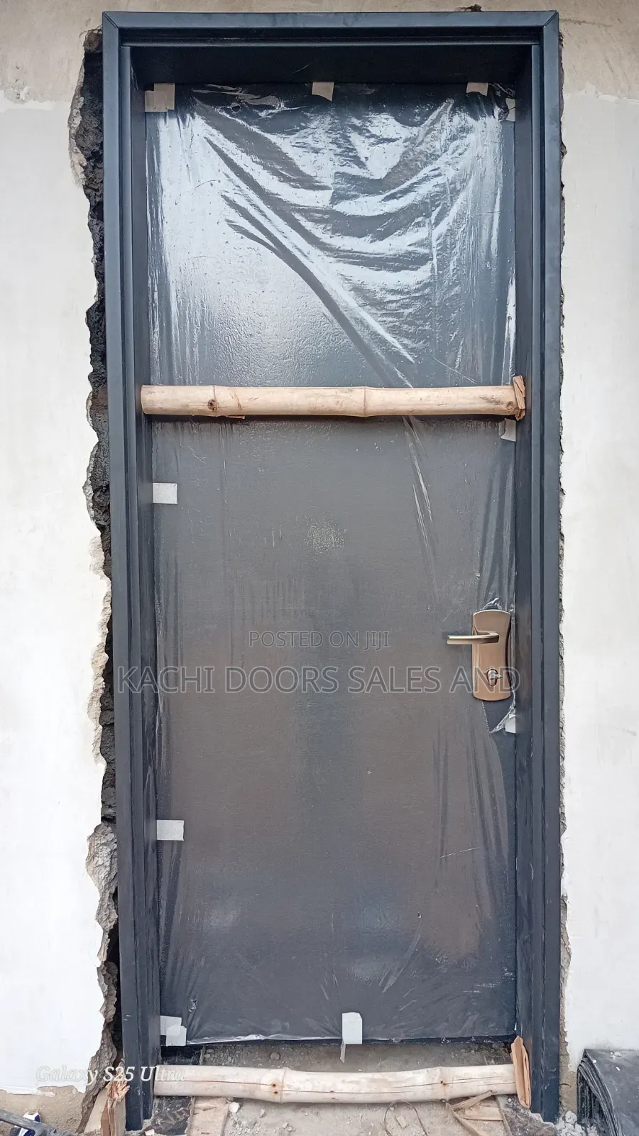 Doors Installer