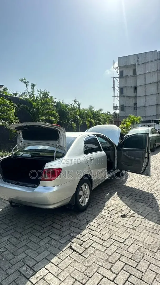 Toyota Corolla 2006 Silver