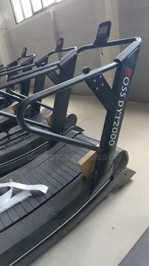 Boss Commercial Curve Manual Treadmill