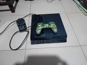 Play Station 4