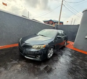 Toyota Camry 2014 Blue
