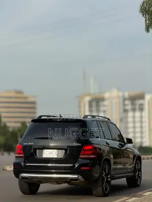 Mercedes-Benz GLK-Class Base GLK 350 4dr 4x2 (3.5L 6cyl 7A) 2015 Black