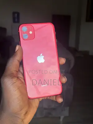 Apple iPhone 11 128 GB Red