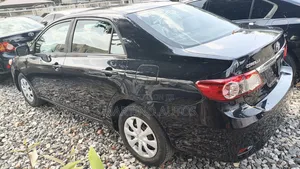 Toyota Corolla 2012 Black