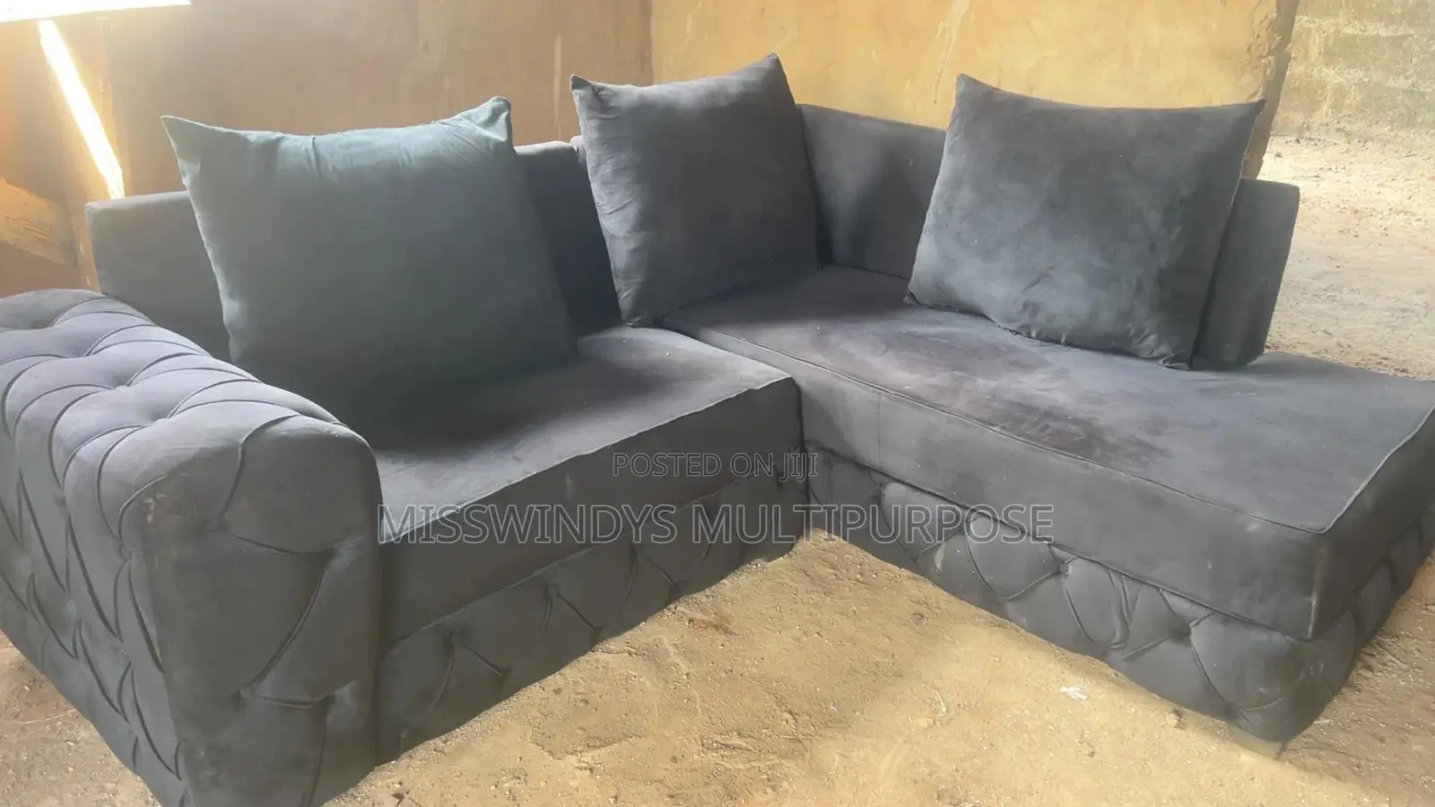Used as New Sofa Set With Pillows